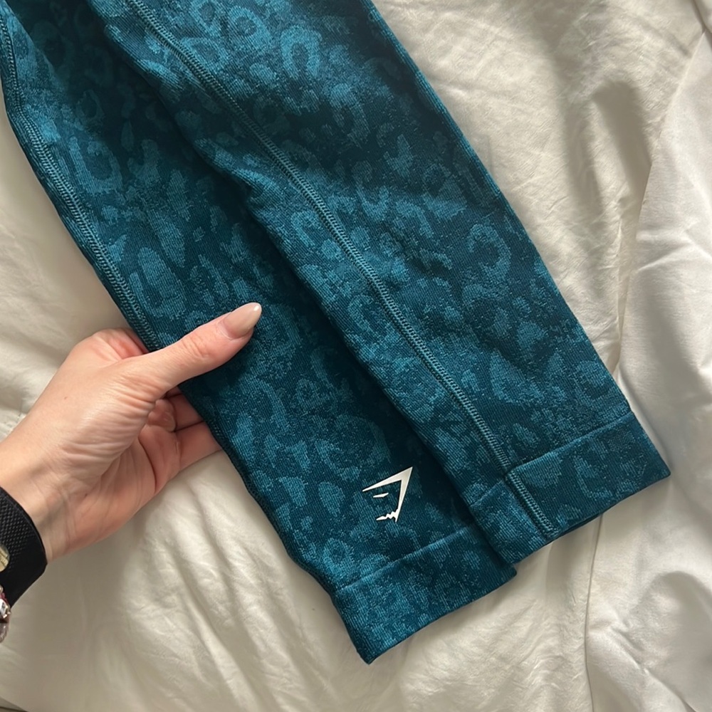 Gym shark Adapt animal leggings